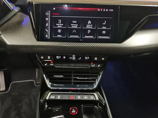 AUDI e-tron GT exclusive qu. Pano LED Navi+ W-Pumpe (12/17)