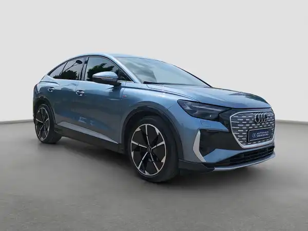 AUDI Q4 Sportback e-tron 50 qu. Assistenz MATRIX Navi Virtuel HUD (4/17)