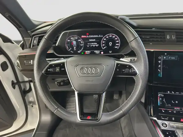 AUDI e-tron Sportback S line qu. Tour Navi+ MATRIX Pano (11/17)