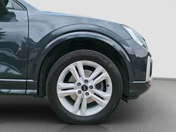 AUDI Q2 advanced 40 TFSI qu 5JGar ACC virtual Kamera Alarm (16/16)