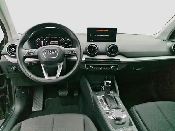 AUDI Q2 advanced 40 TFSI qu 5JGar ACC virtual Kamera Alarm (10/16)