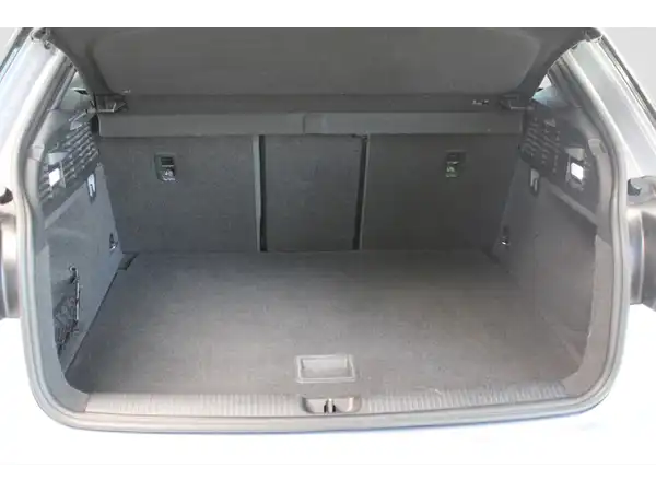 AUDI Q2 design 1.0 TFSI ultra AHK Tempo LED Navi (12/12)