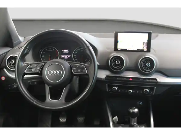 AUDI Q2 design 1.0 TFSI ultra AHK Tempo LED Navi (10/12)