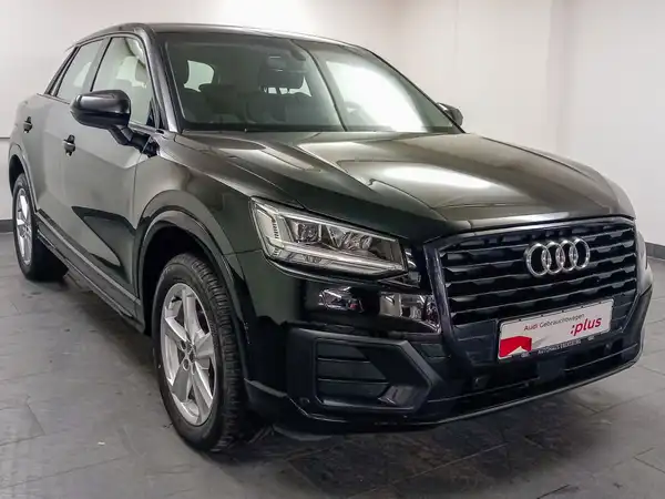 AUDI Q2 sport 35 TFSI 5JGar Kamera Navi LED PDC DAB (4/23)