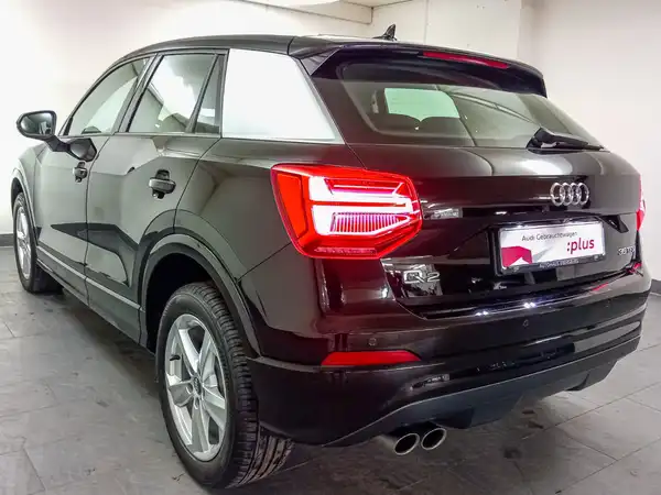 AUDI Q2 sport 35 TFSI 5JGar Kamera Navi LED PDC DAB (6/23)