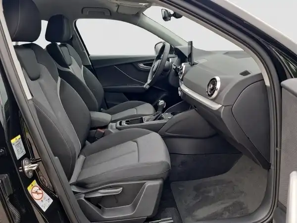 AUDI Q2 35 TFSI (14/16)