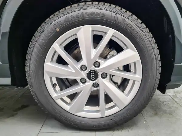 AUDI Q2 35 TFSI advanced (15/18)