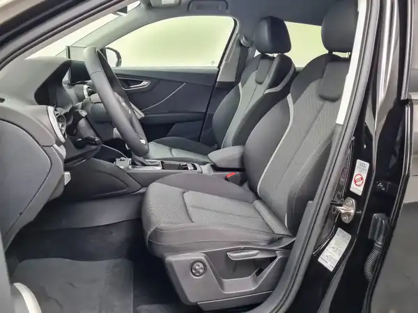 AUDI Q2 35 TFSI advanced (8/18)