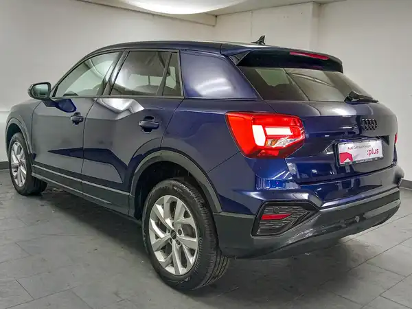 AUDI Q2 Advanced 5JGar Virtual Navi+ GRA SHZ (5/15)