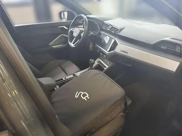 AUDI Q3 45 TFSI e Hybrid ACC LED Nav+virtual (4/4)