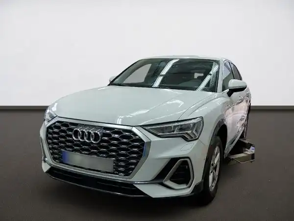 AUDI Q3 Sportback S line 45 TFSI Adapt Fahrw Assist+ MATRIX AHK (2/4)