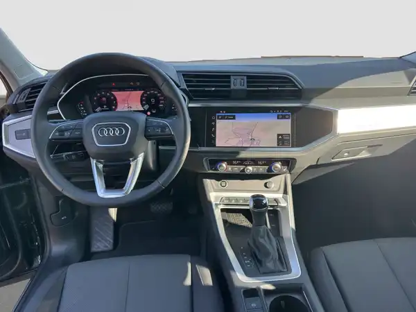 AUDI Q3 Sportback S line 35 TFSI 5JGar ACC App el.Heck virtual (10/16)