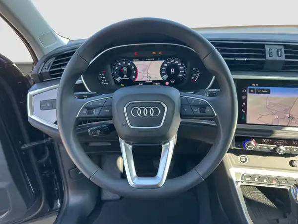 AUDI Q3 Sportback S line 35 TFSI 5JGar ACC App el.Heck virtual (11/16)