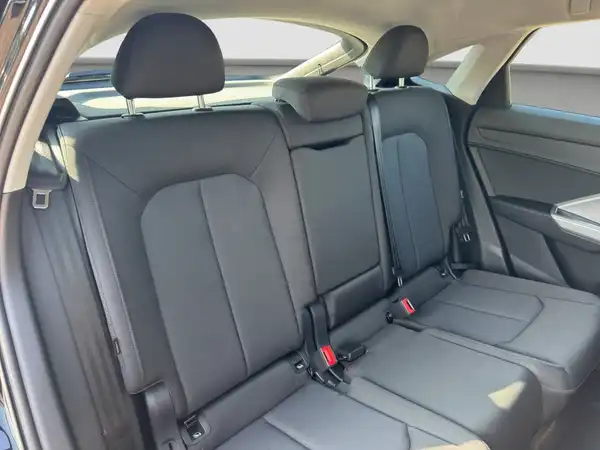 AUDI Q3 Sportback S line 35 TFSI 5JGar ACC App el.Heck virtual (15/16)
