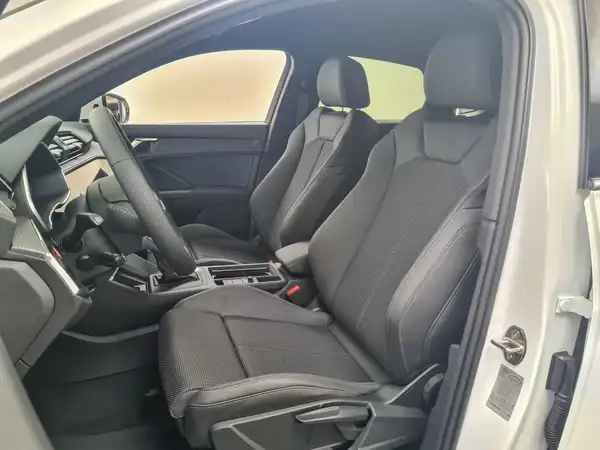 AUDI Q3 Sportback S line 35 TFSI (8/18)