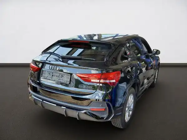AUDI Q3 Sportback S line 45 TFSI e (3/4)