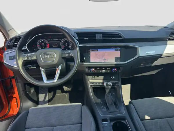 AUDI Q3 Sportback S-Line Connect Assistenz Navi+ Pano Kamera (10/17)