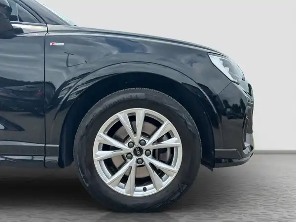 AUDI Q3 S line 40 TFSI qu Business Navi+ Virtual+ Connect (16/16)