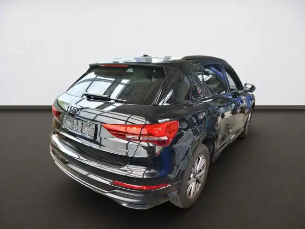 AUDI Q3 S line 40 TFSI qu Business Navi+ Virtual+ Connect (3/4)