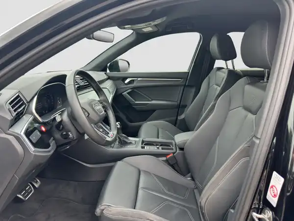 AUDI Q3 S line 40 TFSI qu Business Navi+ Virtual+ Connect (8/16)