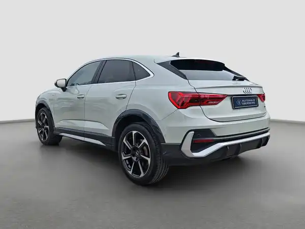 AUDI Q3 Sportback S line 40 TFSI qu Assist+ virtual App MATRX (7/17)