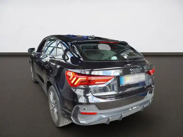 AUDI Q3 Sportback 45 TFSI e Hybrid Assist+ Business S line LED (4/10)