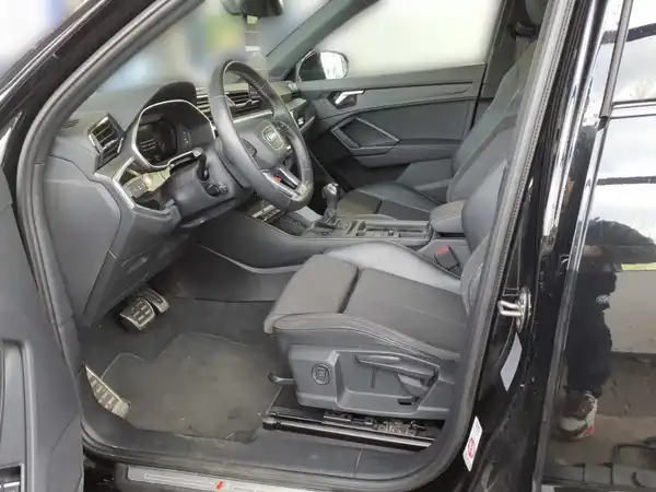 AUDI Q3 Sportback 45 TFSI e Hybrid Assist+ Business S line LED (6/10)