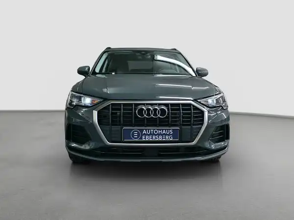 AUDI Q3 35 TDI virtual Business Navi+ connect (3/17)