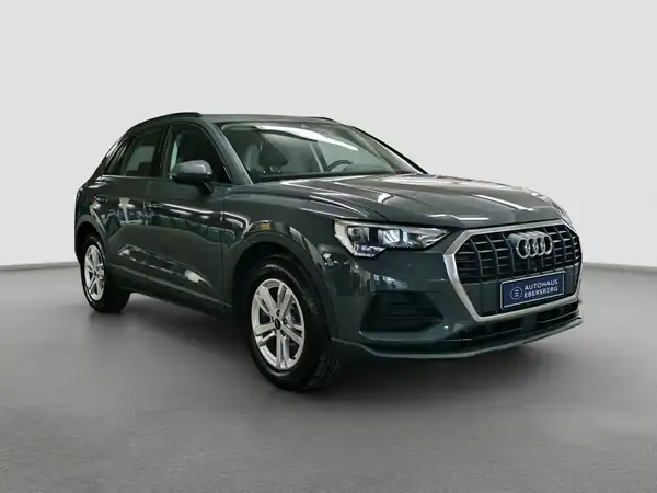 AUDI Q3 35 TDI virtual Business Navi+ connect (4/17)