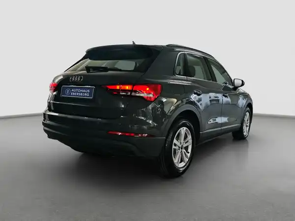 AUDI Q3 35 TDI virtual Business Navi+ connect (5/17)