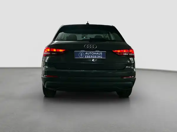 AUDI Q3 35 TDI virtual Business Navi+ connect (6/17)