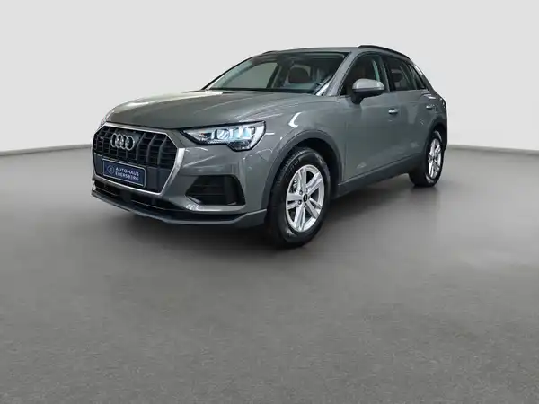 AUDI Q3 40 TSFI quattro (2/16)