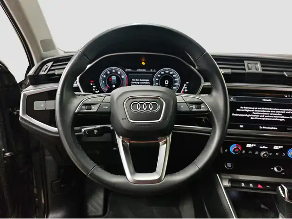 AUDI Q3 40 TSFI quattro (11/16)