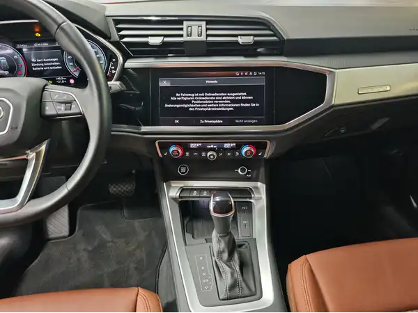 AUDI Q3 40 TSFI quattro (12/16)
