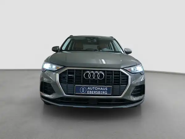 AUDI Q3 40 TSFI quattro (3/16)