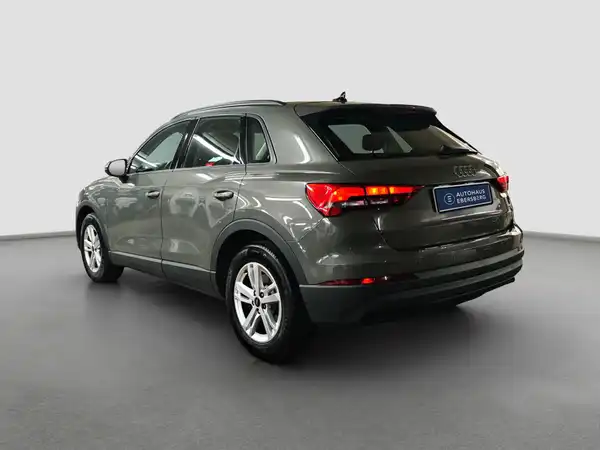 AUDI Q3 40 TSFI quattro (7/16)