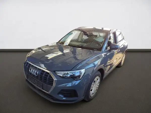 AUDI Q3 35 TDI virtual Business Navi+ connect (2/8)
