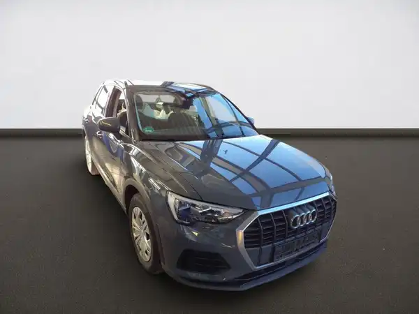 AUDI Q3 35 TDI virtual Business Navi+ connect (3/8)