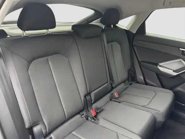 AUDI Q3 Sportback S line 35 TFSI (15/16)