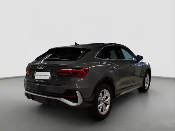 AUDI Q3 Sportback S line 35 TFSI (3/4)