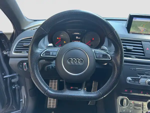 AUDI RSQ3 2.5 TFSI qu el.Sitz Pano Navi+ el.Heck black (11/17)
