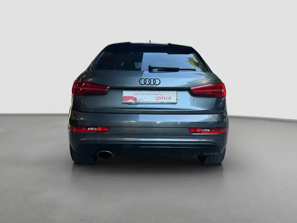 AUDI RSQ3 2.5 TFSI qu el.Sitz Pano Navi+ el.Heck black (6/17)