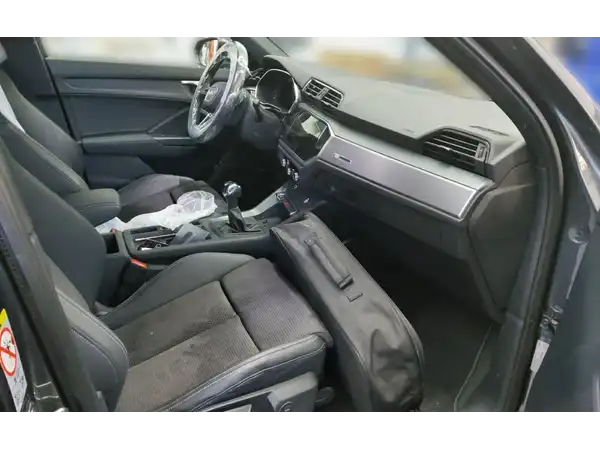 AUDI Q3 Sportback S line 45 TFSI e Hybrid Assist Business Kamera LED (4/4)