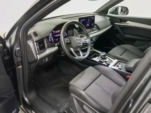 AUDI Q5 Sportback S line 55 TFSI e qu. Business Assist Stadt u. Tour MATRIX (8/20)