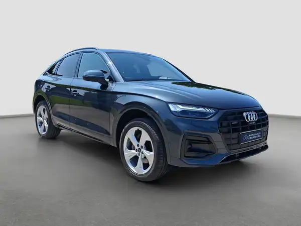 AUDI Q5 advanced 45 TFSI qu. 5JGAR Business Tour MATRIX Pano (4/16)