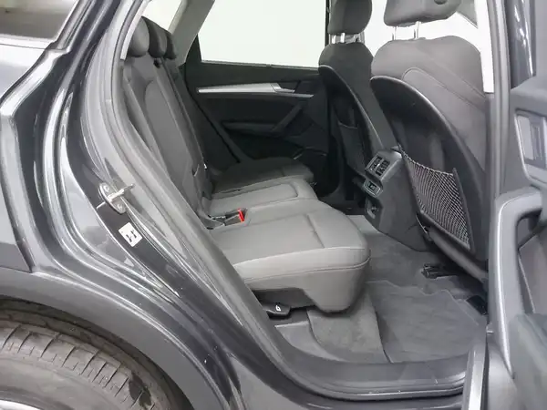 AUDI Q5 50 TFSI e qu Hybrid Tour Business ACC MTRX Navi+ (18/22)