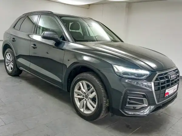 AUDI Q5 50 TFSI e qu Hybrid Tour Business ACC MTRX Navi+ (4/22)
