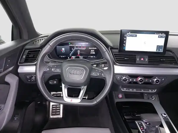 AUDI SQ5 3.0 TDI qu. Business Navi+ Virtual Kamera Connect (11/17)