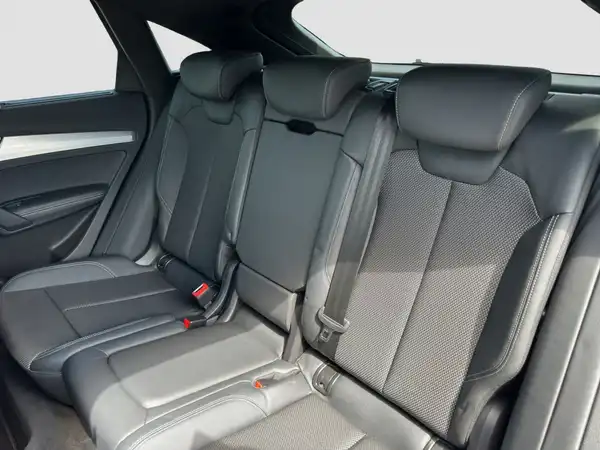 AUDI Q5 Sportback S line 50 TFSI e qu Hybrid Stadt Tour Business (9/16)