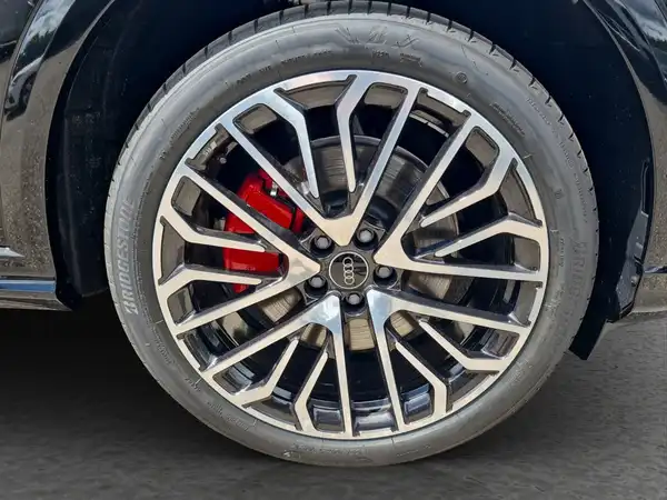 AUDI Q5 2.0 TDI quattro (16/16)
